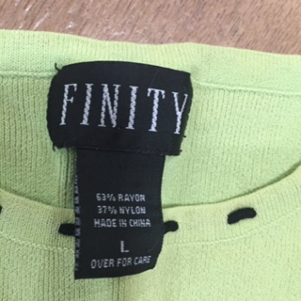 FINITY BLOUSE SIZE L - Picture 3 of 3